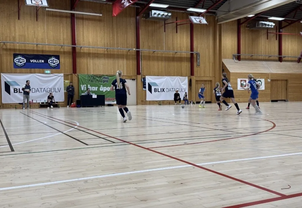 Blix Datagulv Cup 2025 – futsal for jentelag i Vollenhallen, Asker