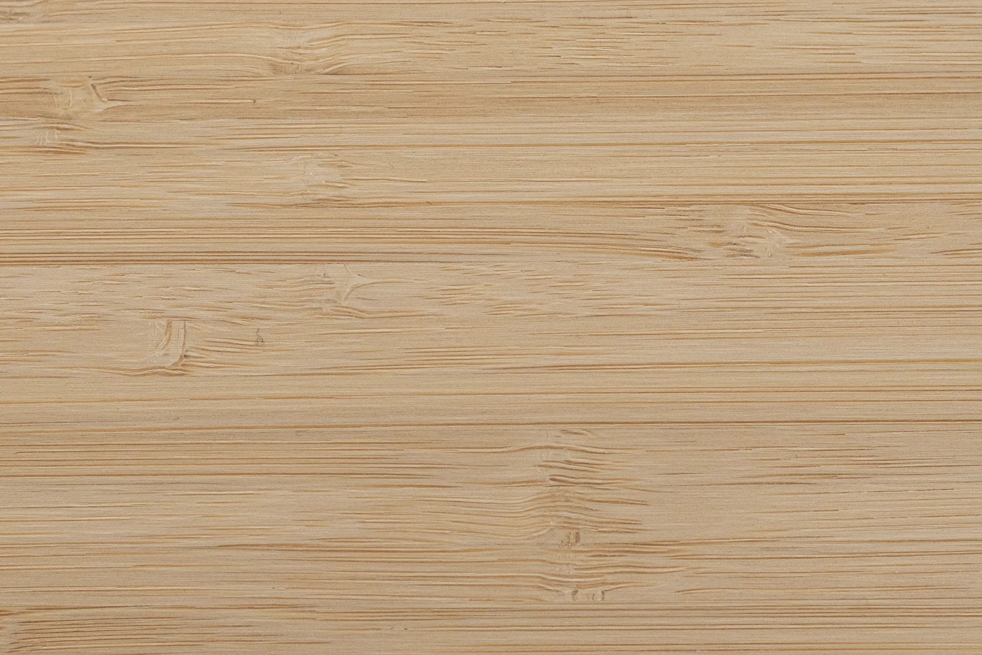 WOODline parkett for datagulv og installasjonsgulv i tresorten Bamboo Light Ecru fra Lindner